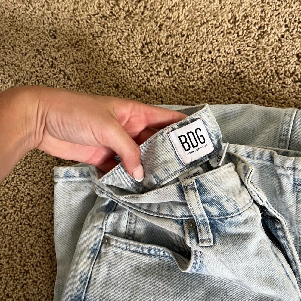 Assorted Denim Jeans Collection - Picture 2 of 7